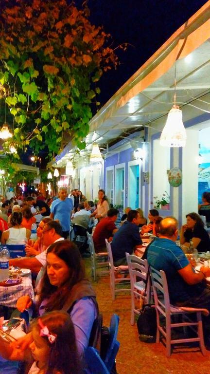 Efharisto Hotel Bozcaada Eksteriør billede