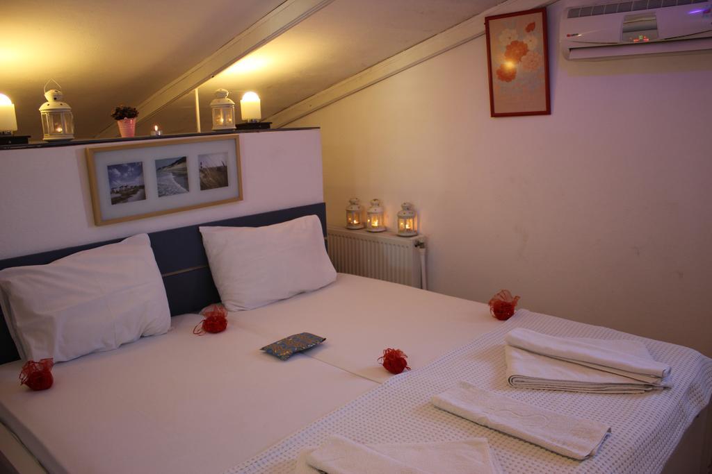 Efharisto Hotel Bozcaada Eksteriør billede